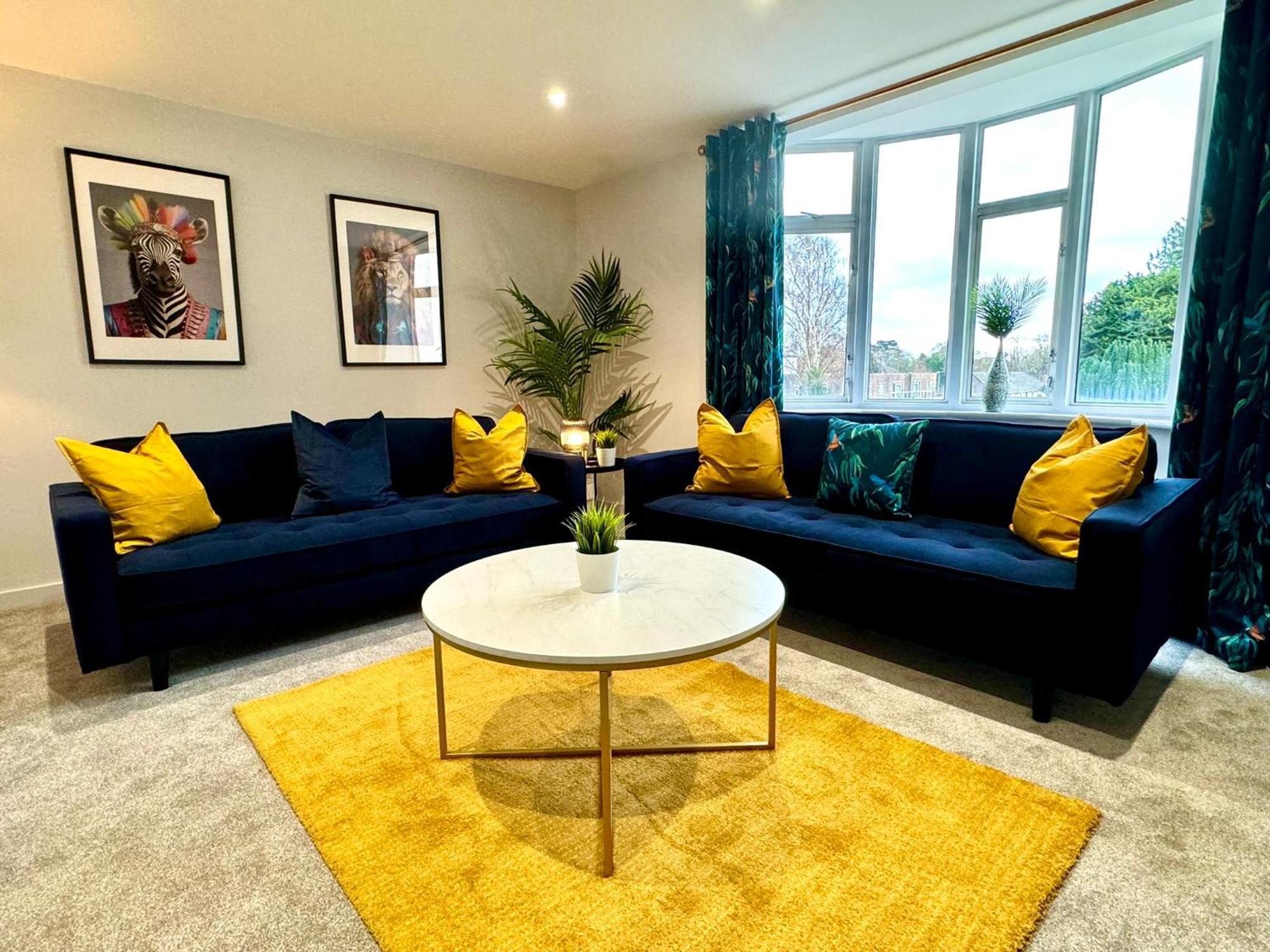 Amazing Large 3 Bedroom Apartment - Sleeps 8! Bournemouth Exterior foto